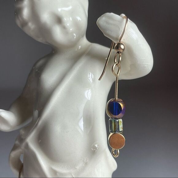 Gold tone earrings with blue and green Czech glass beads - Picture 6 of 7